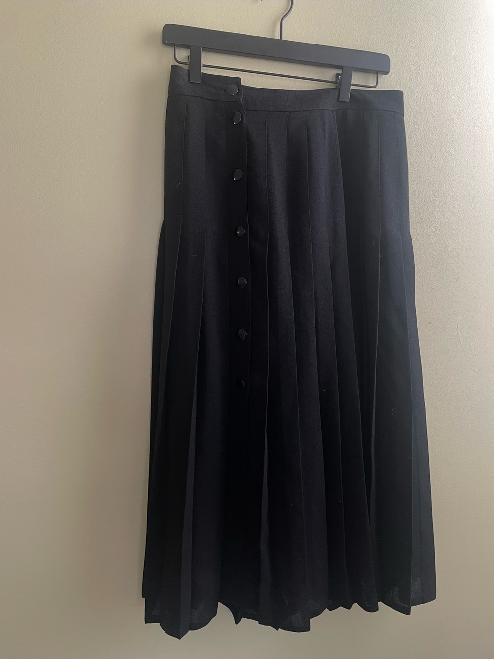 VINTAGE 80s black skirt with button down detail fits like US Women’s 10